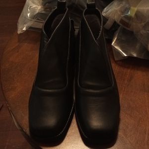 Freedom Collection Black Ankle Boot Size 10 WW